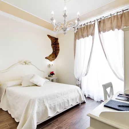 Lunaria Suites Rome Vaticano-3